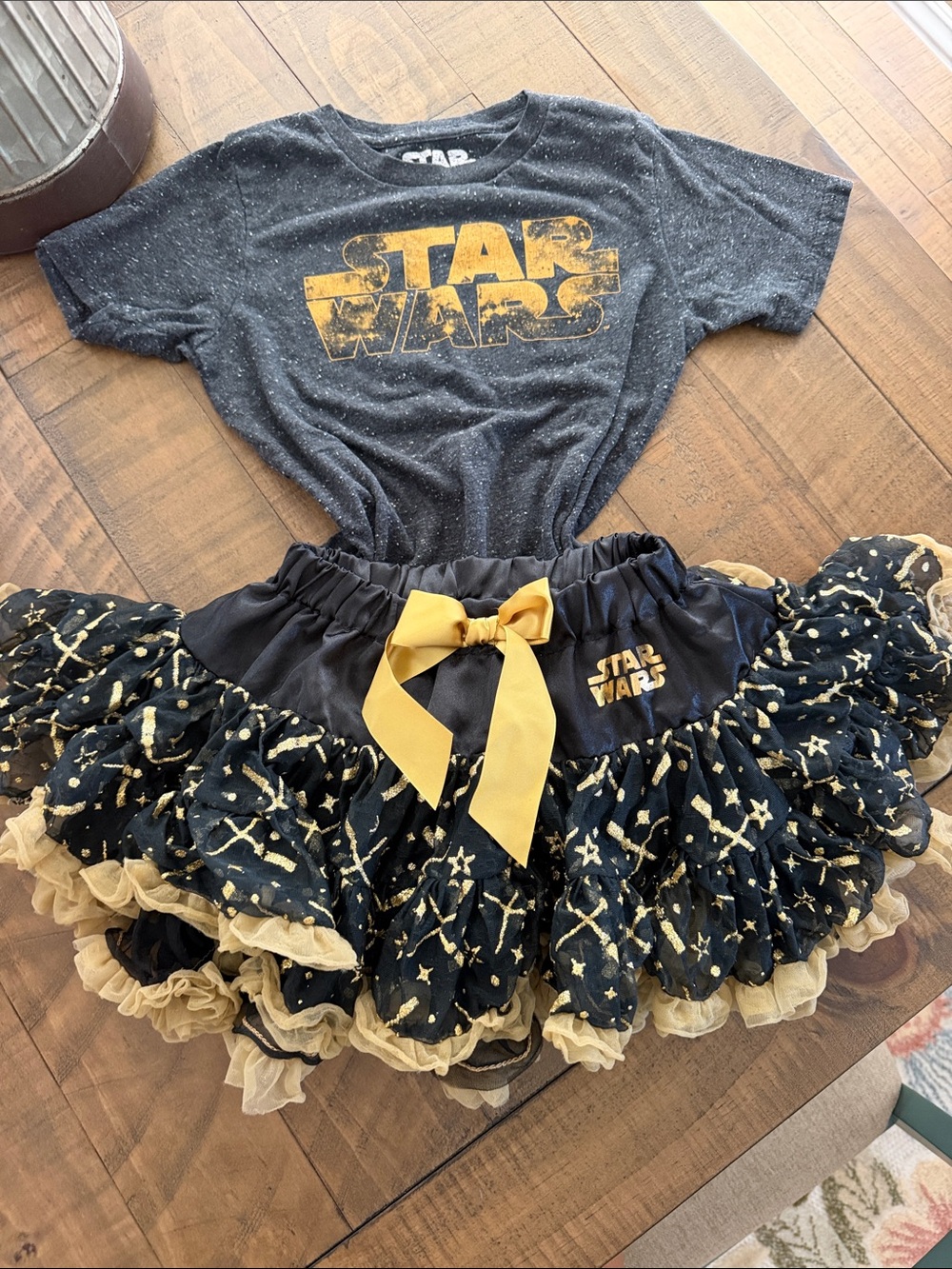 Star Wars Black & Gold Girls Tutu Tee Costume Set